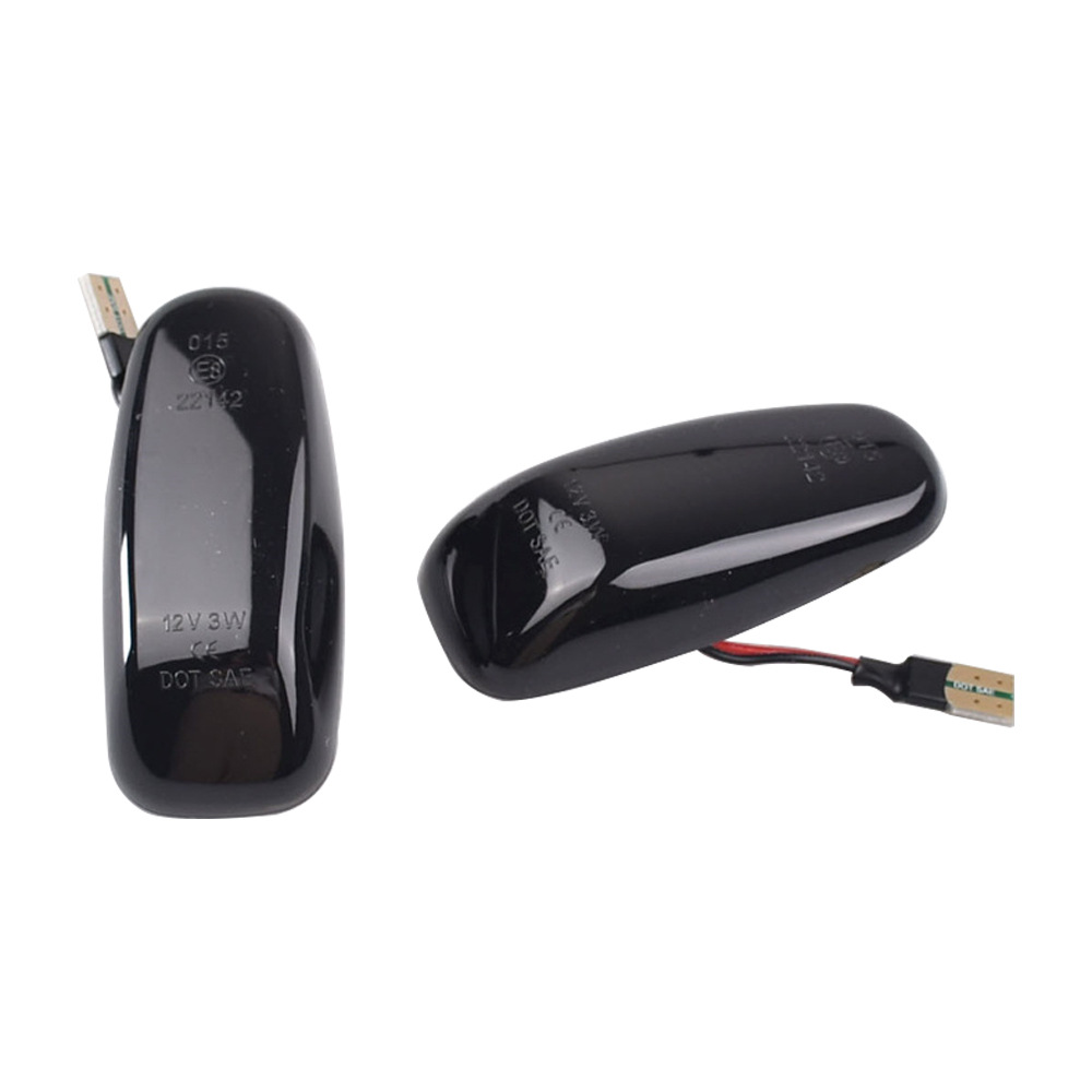 Aplicable a Mercedes-Benz W210 W202 W208 W638 W124 guardabarros luz LED luz amarilla luz lateral de agua corriente
