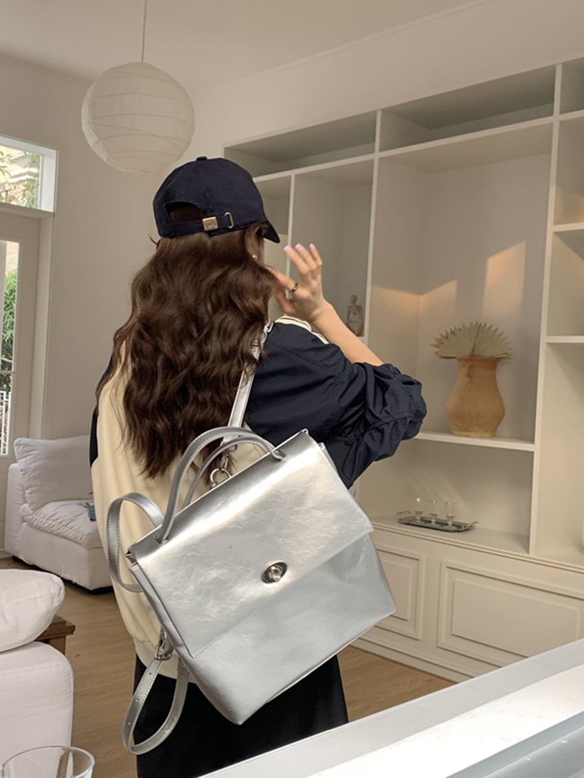 Women's Silver Backpack For College Students Autumn Winter Style_voghion.com