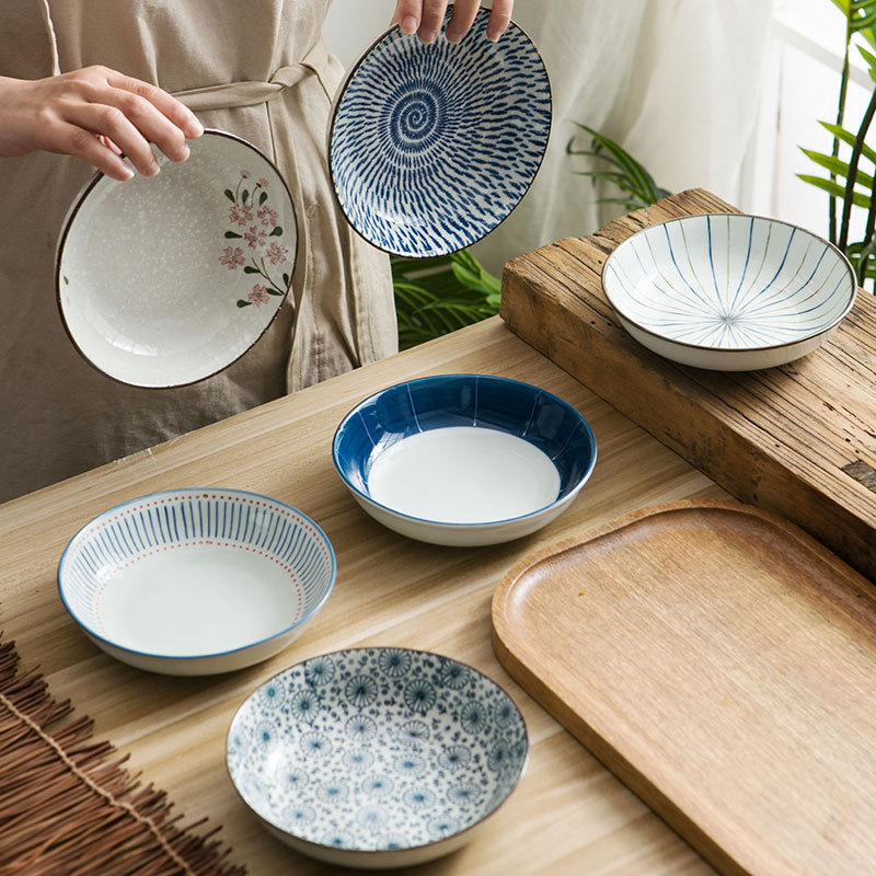 일본식 도자기 식기 가정용 도자기 접시 디너 접시 손으로 그린 언더글레이즈 스테이크 접시 파스타 접시 도매