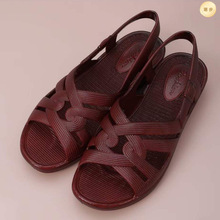 135Ů���ϛ�Ь�ļ��¿��и��tɫ������Ьһ�wʽ����Ů��Ь�����]