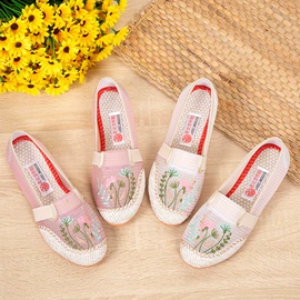 女式布鞋;女式棉鞋;男式布鞋