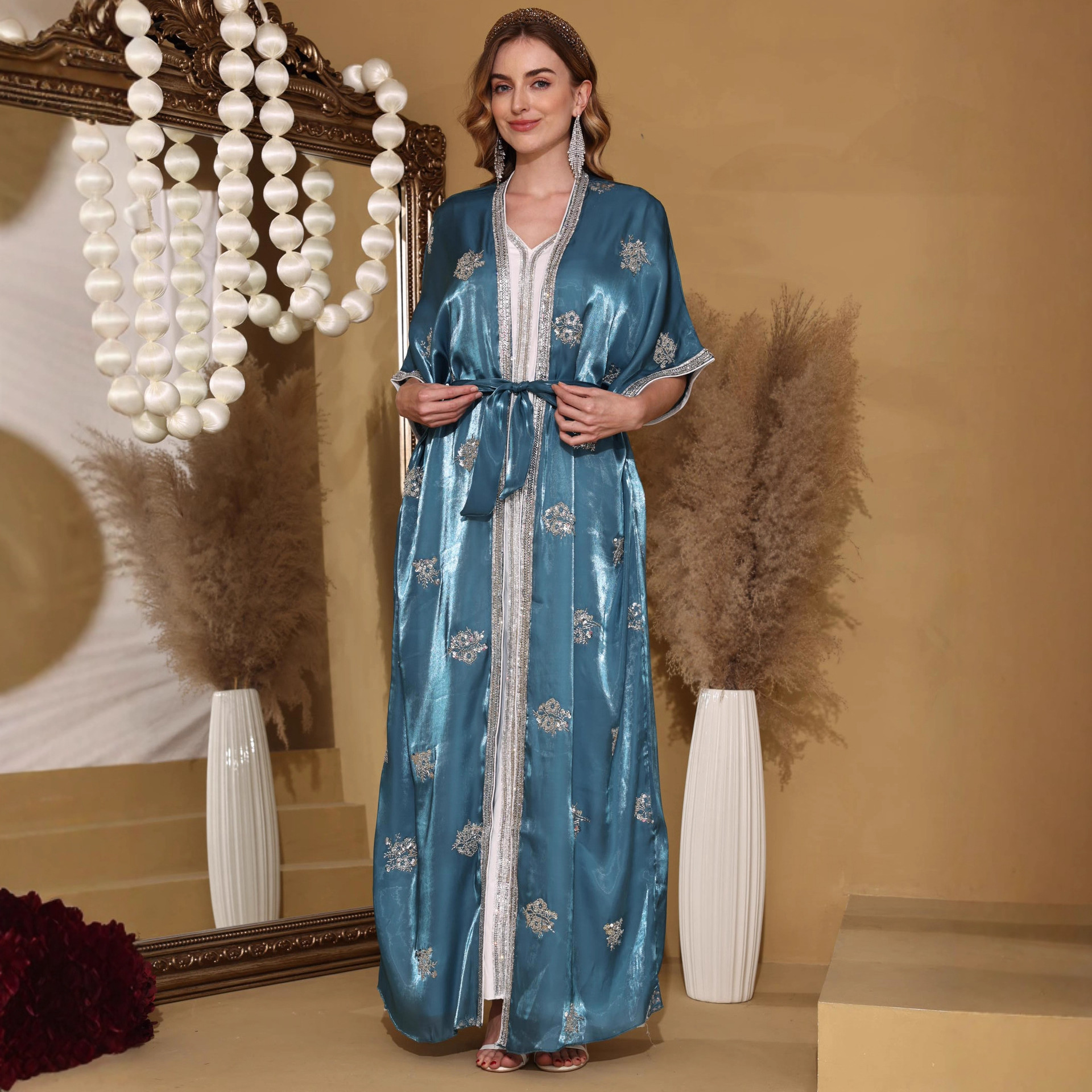 M25034 Middle Eastern Arab Muslim Robe Foreign Trade Abaya Cross-Border New Dress Women's Embroidered Clothing_ecoleips.com