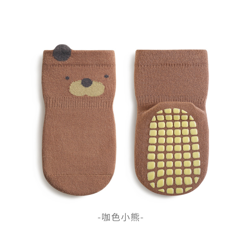 2024 primavera nuevo calcetines de piso de bebé otoño sin hueso indoor antideslizante dispensador de pegamento medias para bebés