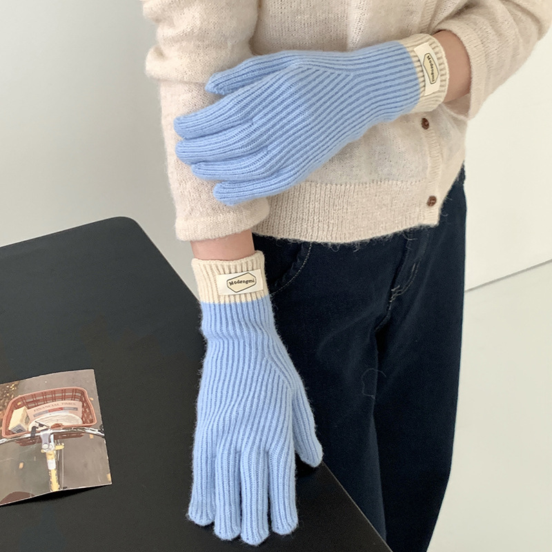 Guantes de punto para mujeres 2025 invierno nuevo color de colisión de empalme para montar calentamiento largo pantalla táctil cinco dedos guantes