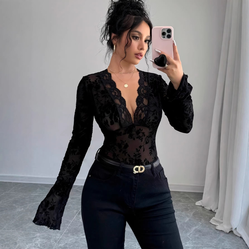 European and American Cross-Border Amazon New Long-Sleeve V-Neck Lace Patchwork Mesh Bell-Sleeve T-Shirt Women's Base Layer Top European and American Cross-Border Amazon New Long-Sleeve V-Neck Lace Patchwork Mesh Bell-Sleeve T-Shirt Women's Base Layer Top