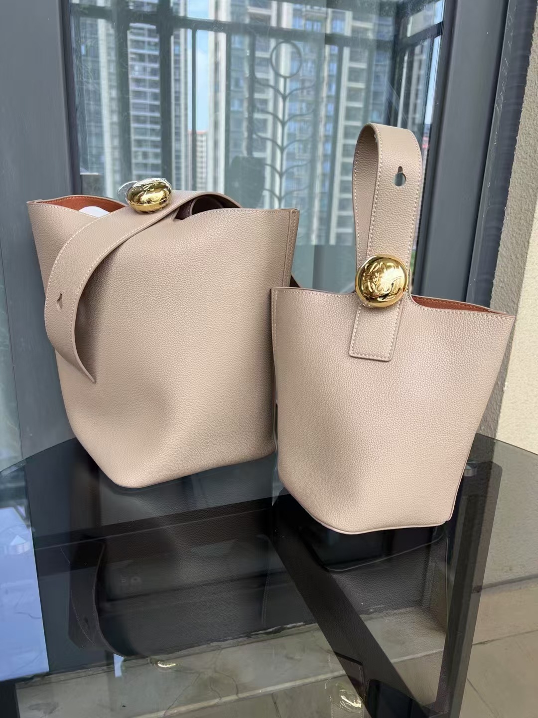 가벼운 모래색 리치 패턴