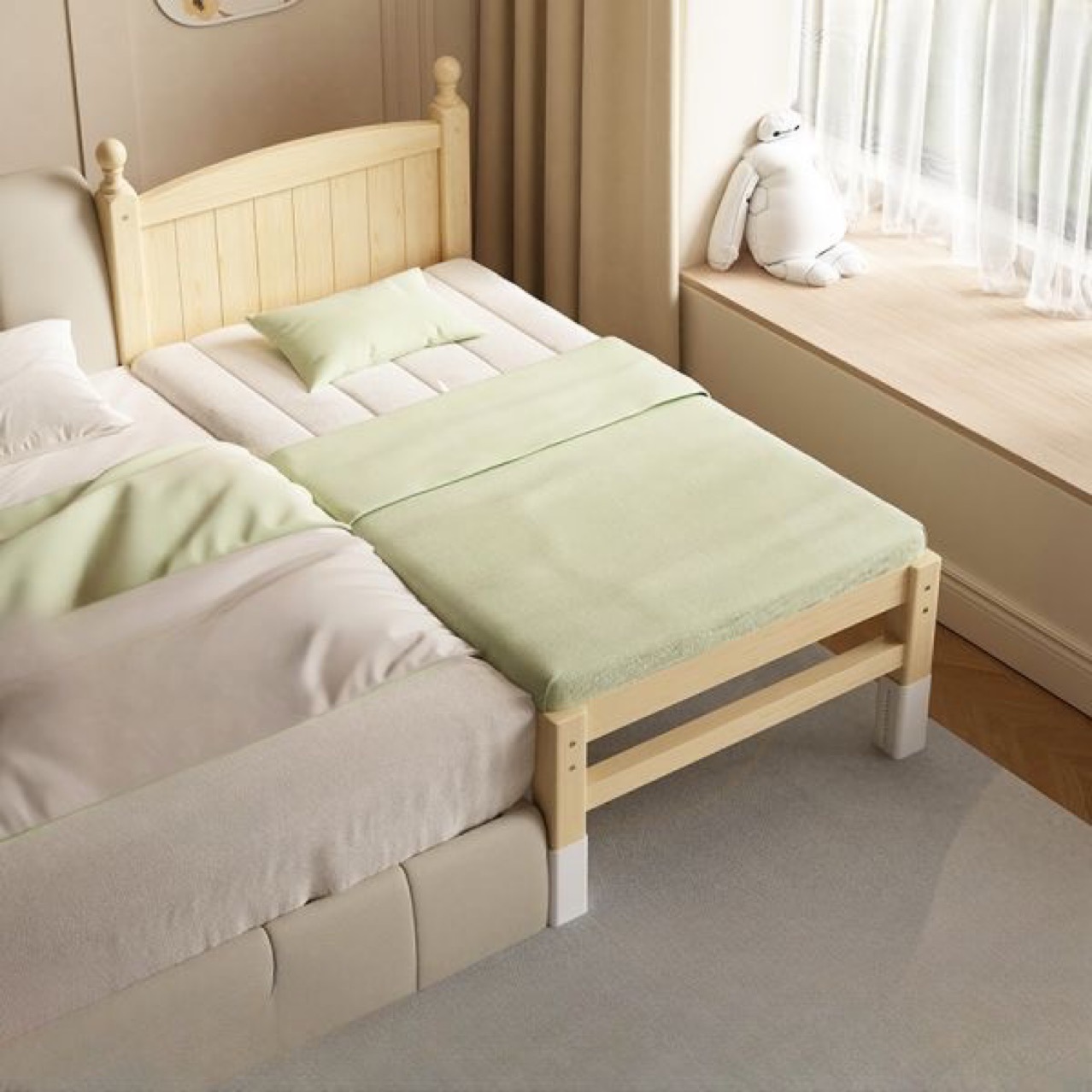 All Solid Wood Children's Spliced ​​Bed Crib with Wide Guardrail and Adjustable Height Bed for Boys and Girls