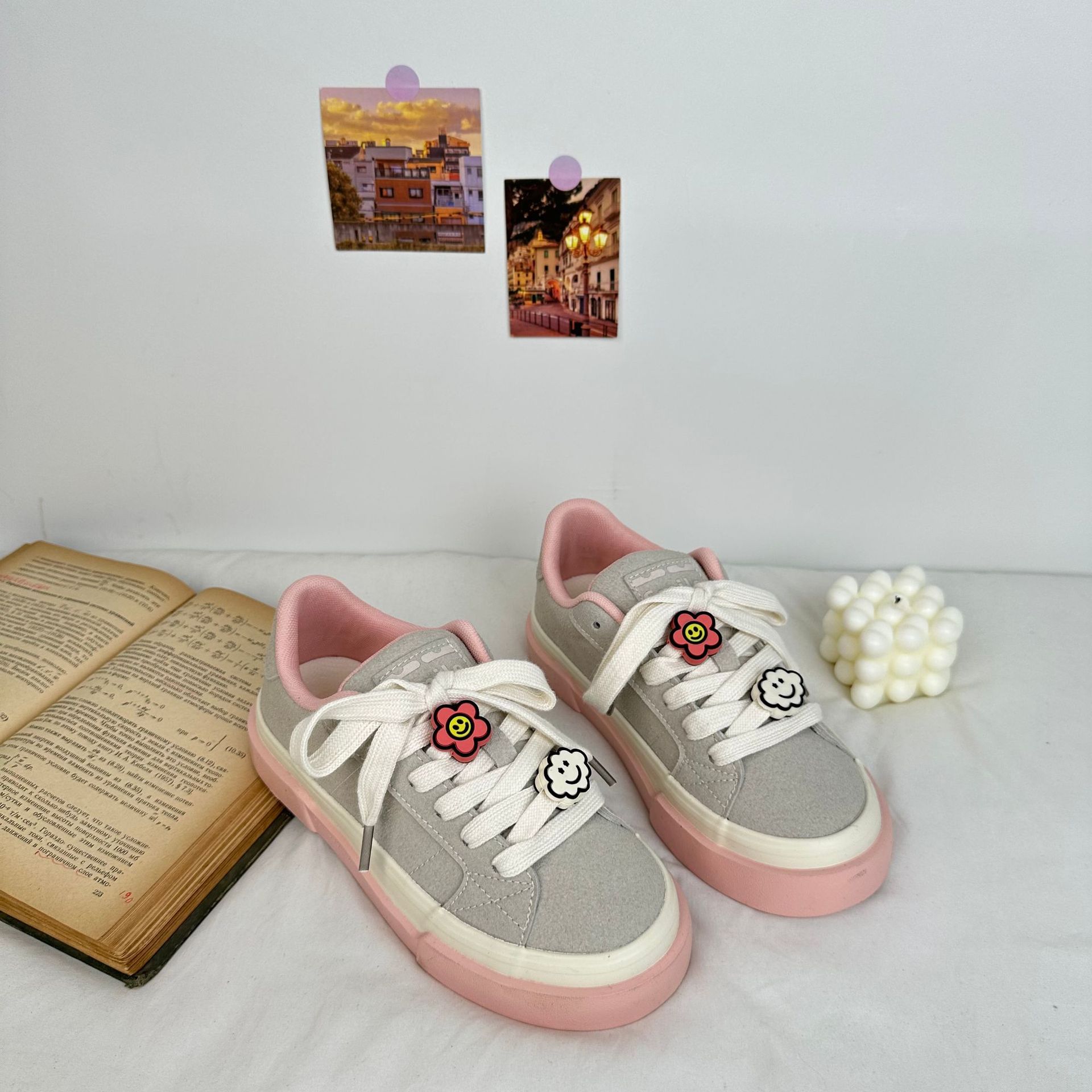 2024 yuanbo otoño nuevos zapatos de skate de entrenamiento de estilo coreano zapatos de lona de moda de mujer en vivo zapatos de mujer actualización