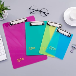 文件夹;资料册;酒杯