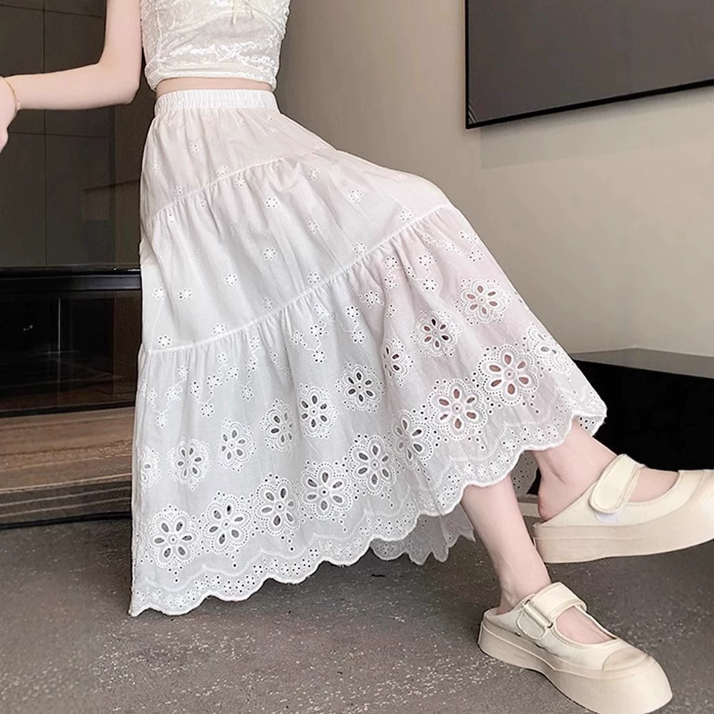 Белая вырезая вышитая юбка женского пола летом эластичная и высокая талия