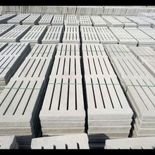 水泥漏粪板用于猪舍鸡舍牛舍结构稳固耐腐蚀重量轻本地直发