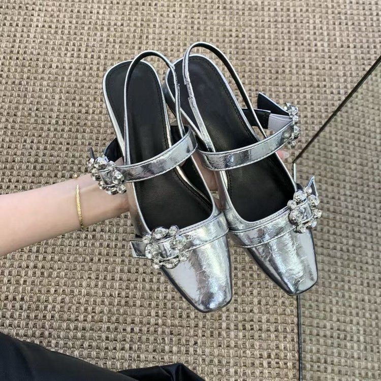 Zapatos franceses de diamante cuadrado de hebilla exquisita Mari Zhen 2026 nuevos zapatos de hebilla simple temperamento ligero zapatos de tacón grueso
