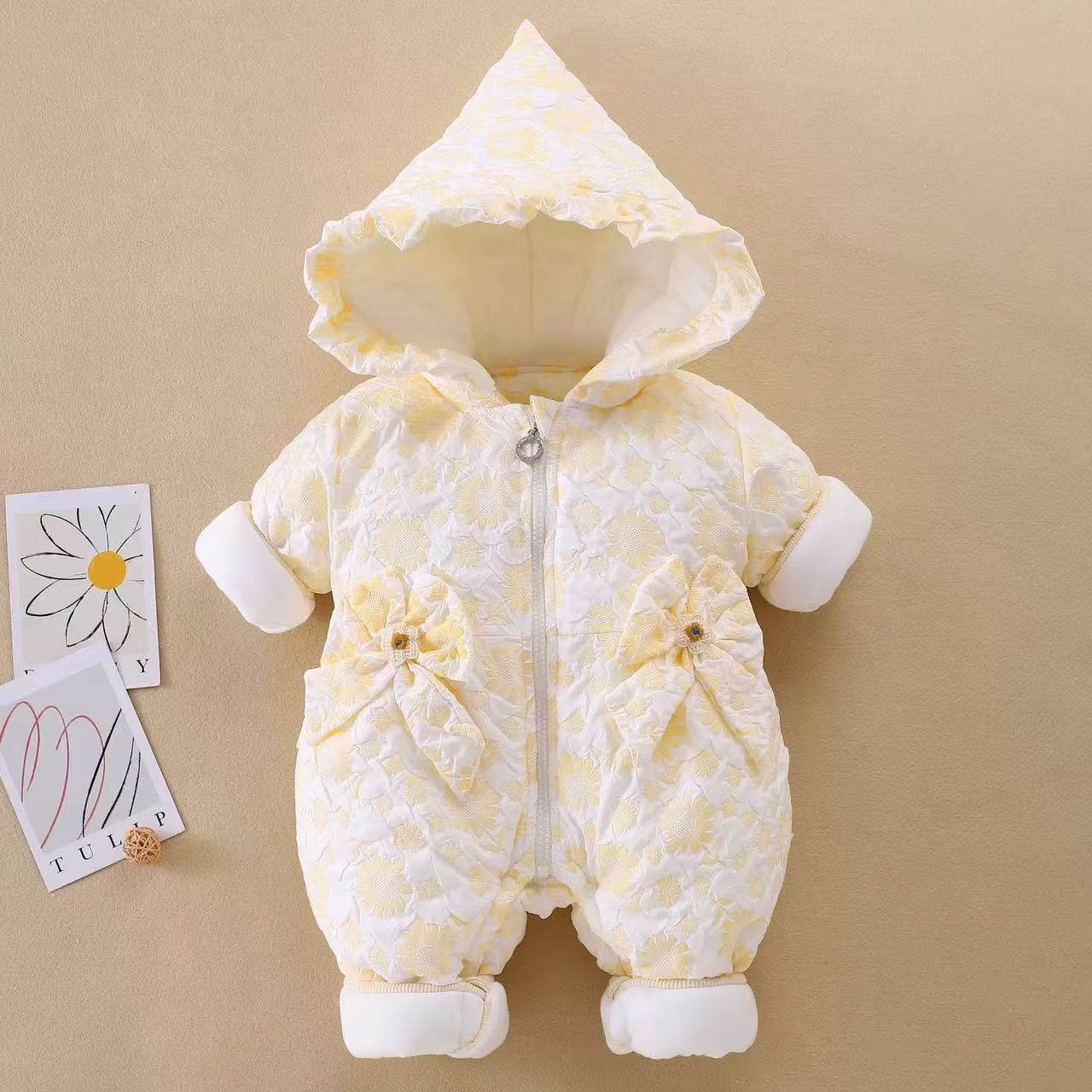 ALYCExiyuebaobao Autumn Winter Thickened Baby Romper For Girls, Cotton-Padded Outdoor Wear, Newborn Clothes, Infant Crawling Suit_voghion.com