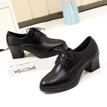 春秋新款深口单鞋2023年妈妈鞋软底粗根女士高档皮鞋休闲厚底