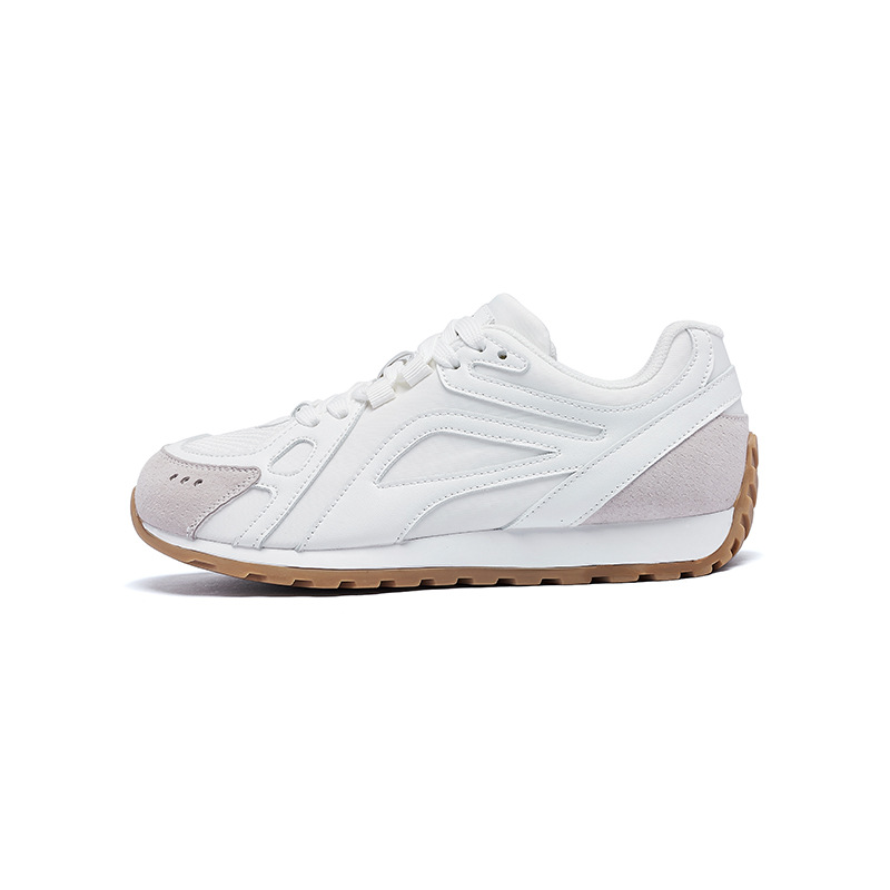 Augu Shi Deng zapatos blancos para mujeres 2025 primavera y verano nuevos zapatos deportivos casuales de malla suave Agan zapatos de entrenamiento de ballet