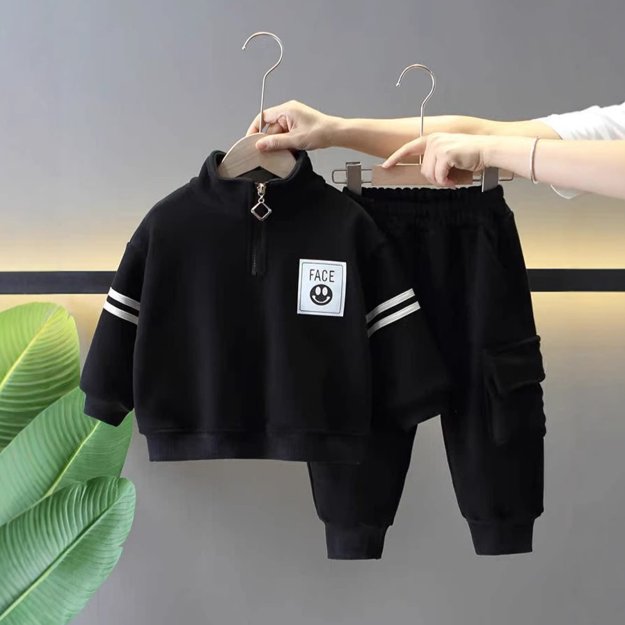 6552 Traje de invierno para niños 2025 nuevo estilo fresco y guapo chaqueta de chaleco grueso para niños de tres piezas invierno para niños