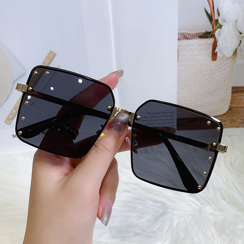 Gafas de Sol con Marco Grande sin Borde Metal PC Lentes Degradadas para Viajes