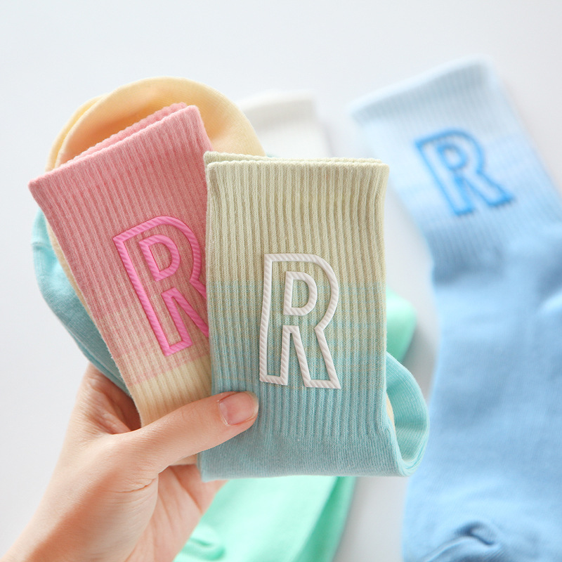 2025d New R For Women Gradient Color Mid-Calf Spring Summer Trendy Brand Personality Sports Women's Socks_voghion.com