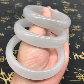 玉器工艺品;吊坠;天然玉石手饰