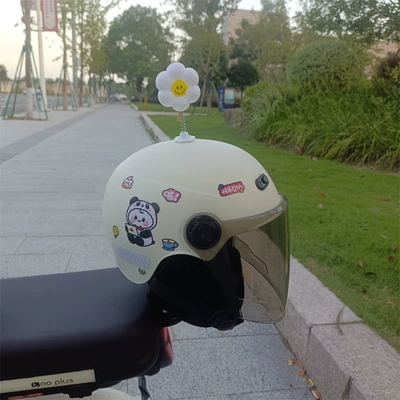 Motosiklet kaskı (dəbilqə) — New national standard 3C years old - black-long-off-white-no-11-white-flower-1-5-years-old-ear-protection-jz