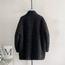 2025季新款牛角扣羊羔毛复合皮毛一体中长款皮草外套女毛毛大衣