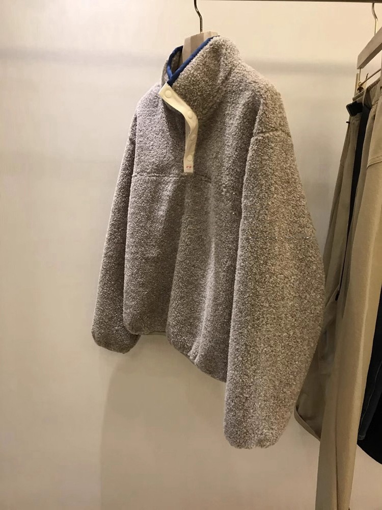 Damen Lammwoll Pullover Mit Knopfleiste Und Stehkragen_voghion.com