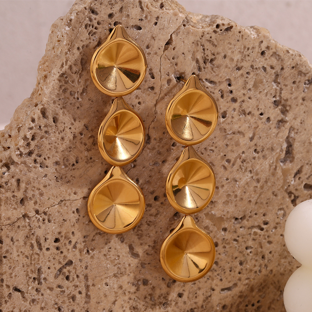 Brand fashionable golden geometric copper earrings stainless steel