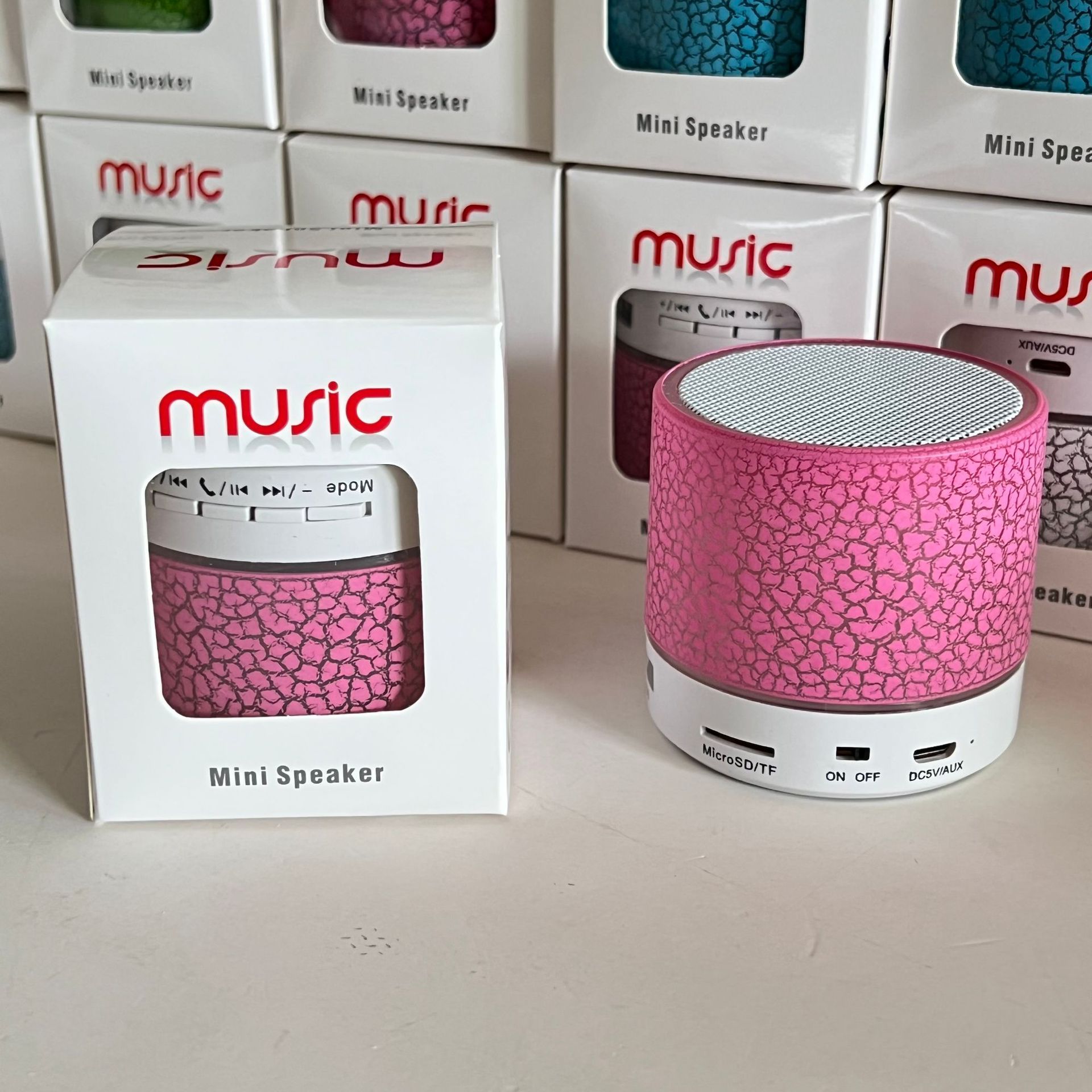 Mini crack Bluetooth sonido tarjeta portátil subwoofer sonido cajas inalámbricas regalo pequeño sonido