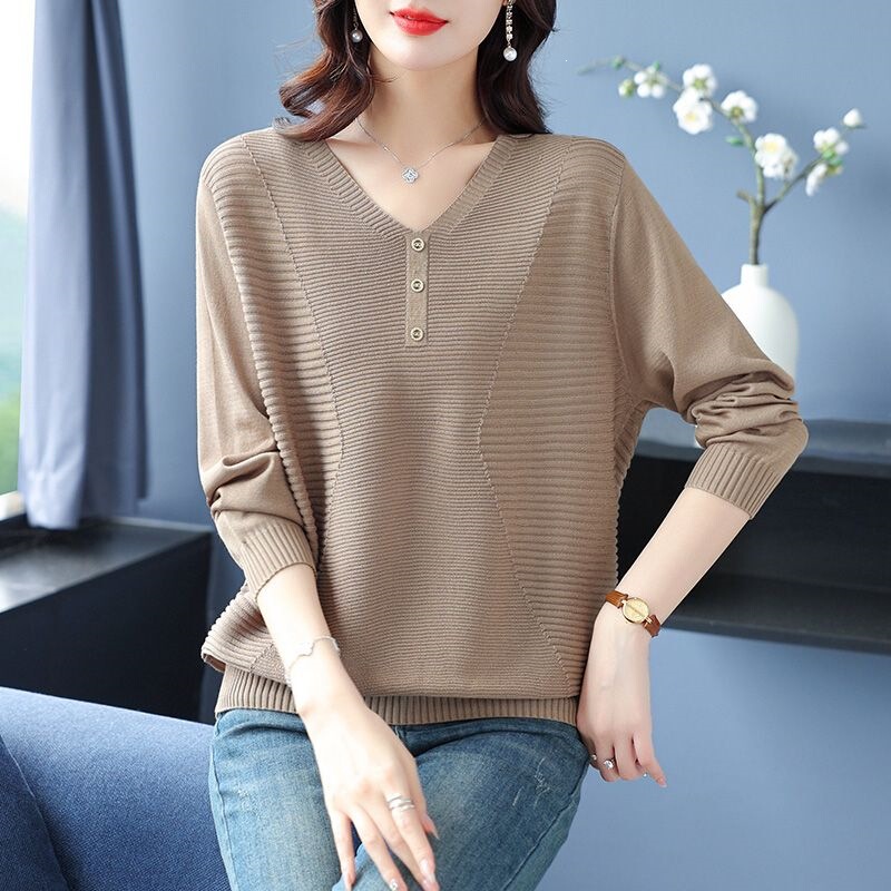 V-neck long-sleeve women's t-shirt with bat sleeves, knitted top, 2026 new spring stylish thin loose outerwear V-neck long-sleeve women's t-shirt with bat sleeves, knitted top, 2026 new spring stylish thin loose outerwear