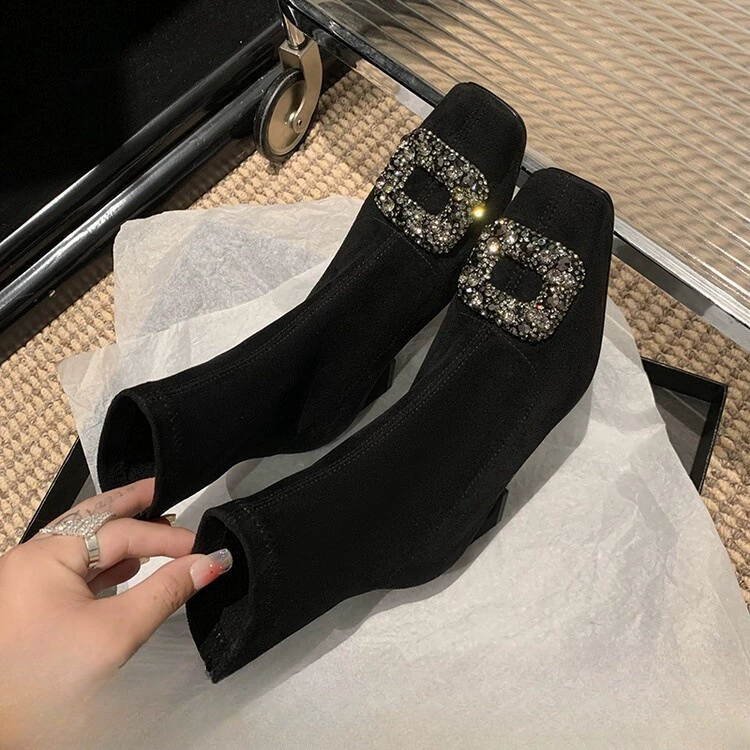 Квадратные французские сложные черные короткие сапоги толстые средние каблуки стразы тонкие тонкие сапоги женские осенние и зимние