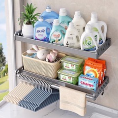 銃灰バルコニー洗濯池の上の洗濯機トイレの棚