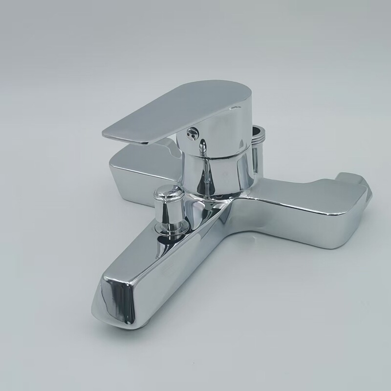 Foreign Trade Middle East Russia Shower Hot and Cold Faucet Triple Mixing Valve Shower Bathtub Faucet