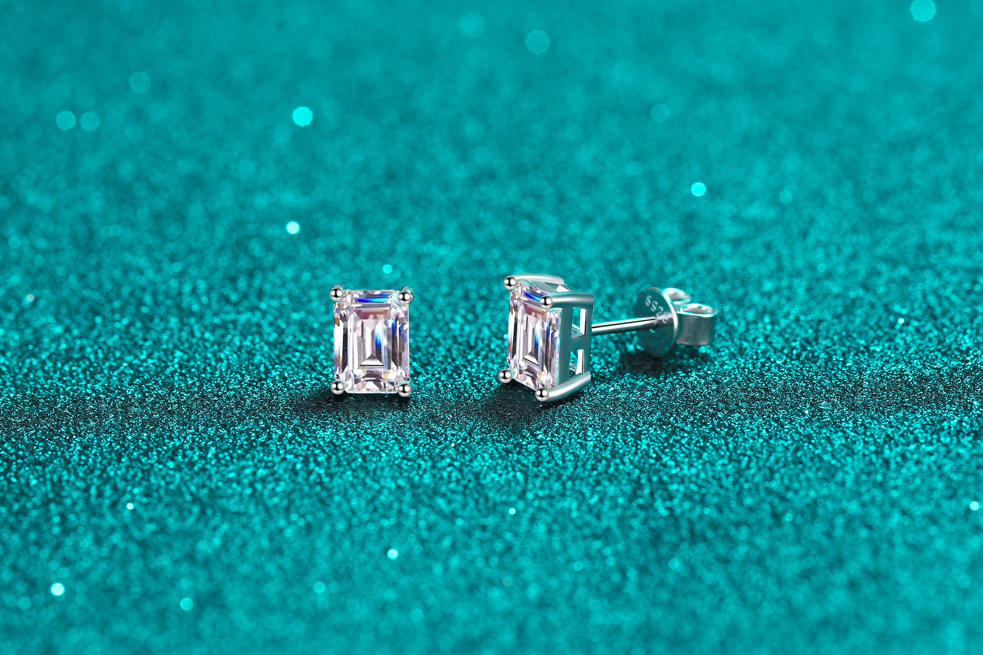 Glam Square Sterling Silver Moissanite Zircon Ear Studs In Bulk display picture 2