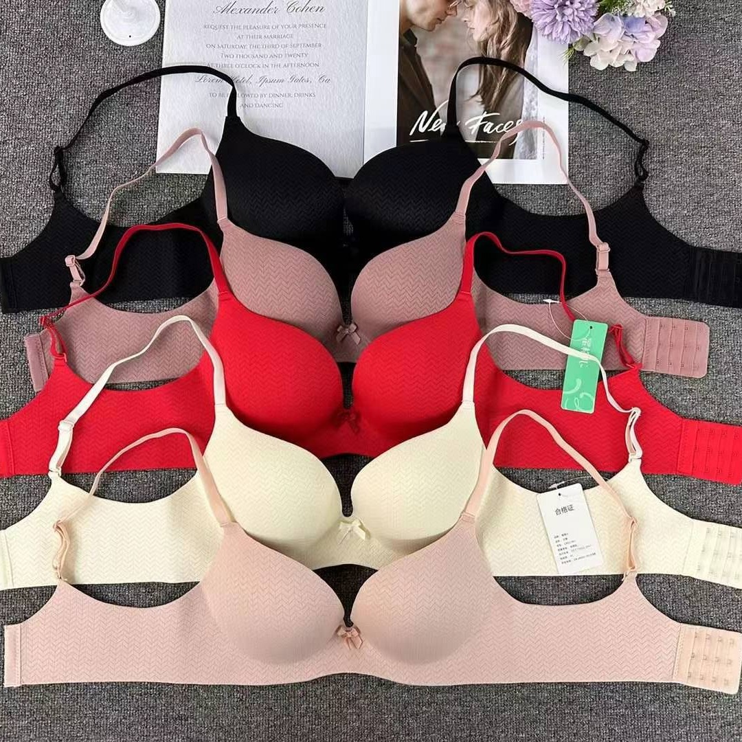 Nuevo brillante de verano sin marcas cómodas copas gruesas ropa interior sexy desnuda sensación de bra contra el pecho bra anti-prolapso