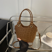 �������г�������ˮͰ����Ů2025�＾�¿�߼��и߼��Іμ�б���