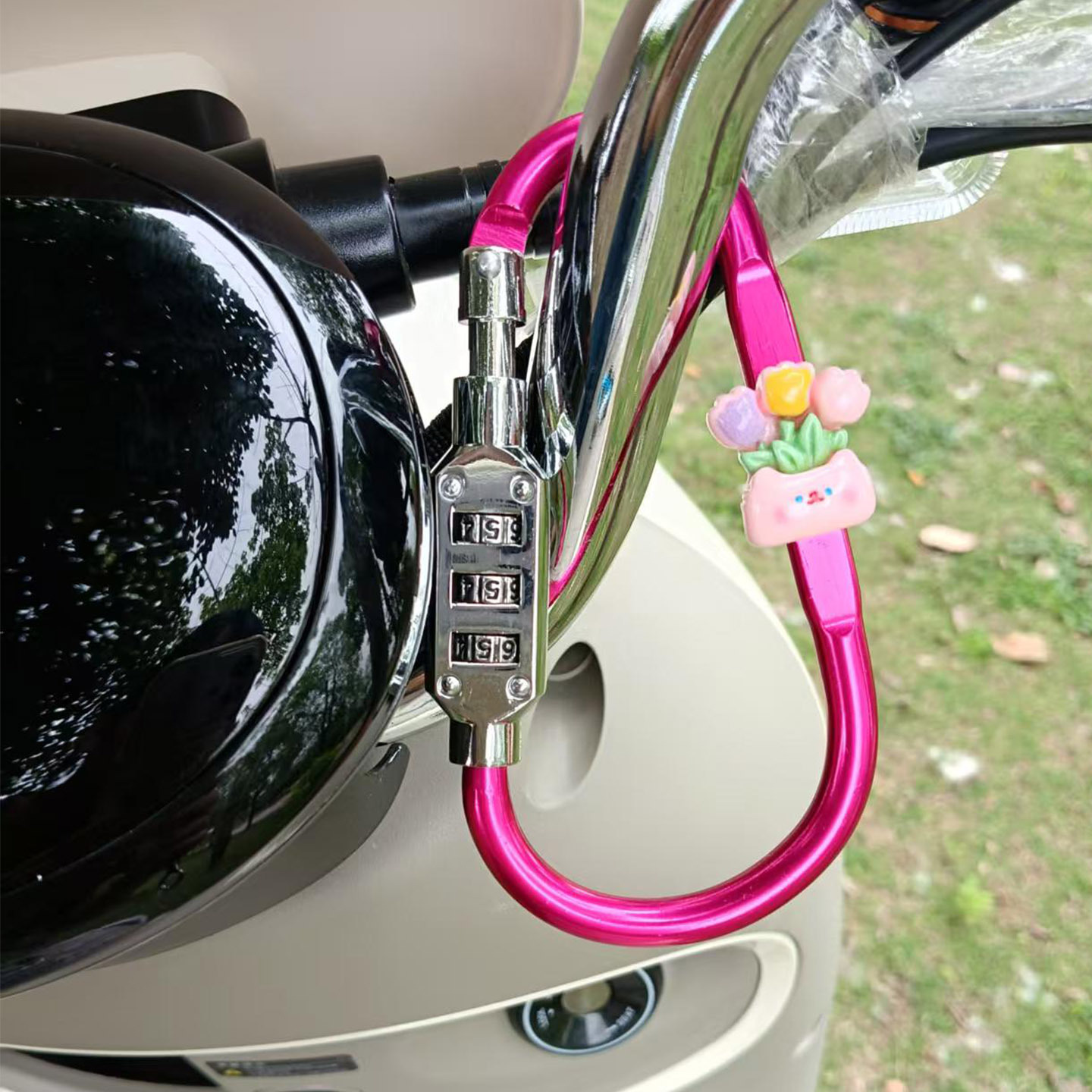 Cute Cartoon Electric Vehicle Helmet Password Lock Motorcycle Scooter Mountain Bike Anti-Theft Lock Bike Basket