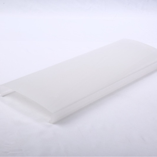 南昌市塑料灯盖线性灯Led线条灯灯罩挤出PC大面PC扩散罩工厂直销