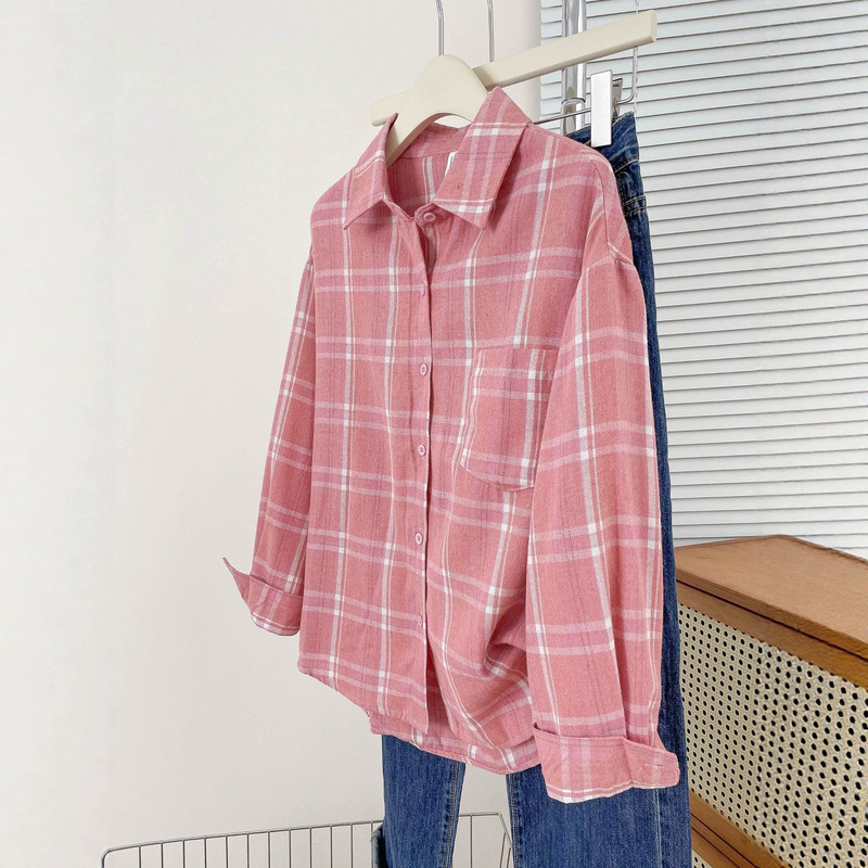 Amazon Retro Style Loose-Fitting Collared Shirt with Plaid Pattern, Long Sleeves, Pocket Design, Plaid Shirt for Women Amazon Retro Style Loose-Fitting Collared Shirt with Plaid Pattern, Long Sleeves, Pocket Design, Plaid Shirt for Women