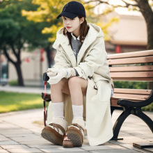 明星同款白色韩版牛角扣中长款宽松连帽毛呢外套秋冬款大衣女上衣