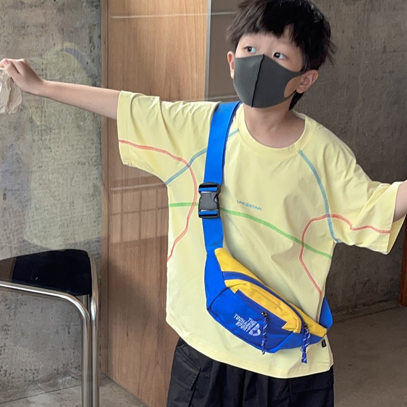 Bolsos de cintura coreanos para niños y niñas para viajes al aire libre, bolsos deportivos casuales para bebés, bolsos de nuevo tipo de letras de contraste de color para niños