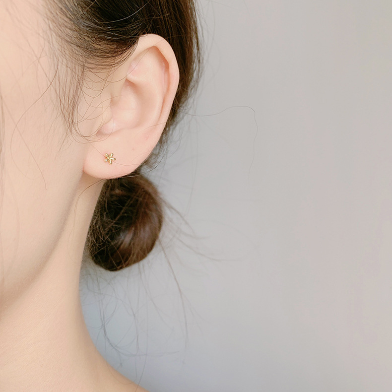 Copper Material Simple Style Flower Copper Plating Ear Studs 1 Pair