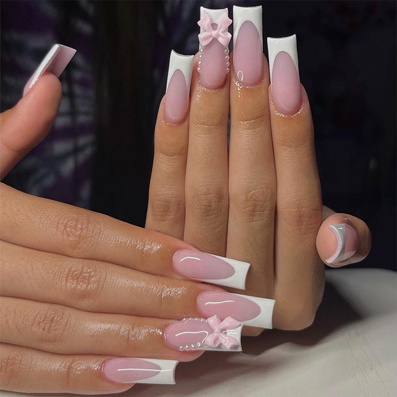 Cross-Border European and American Hot-Selling French-Style Simple Wearable Nails, 24 Pieces of Diamond Bow Fake Nails, Wholesale in Stock Cross-Border European and American Hot-Selling French-Style Simple Wearable Nails, 24 Pieces of Diamond Bow Fake Nails, Wholesale in Stock