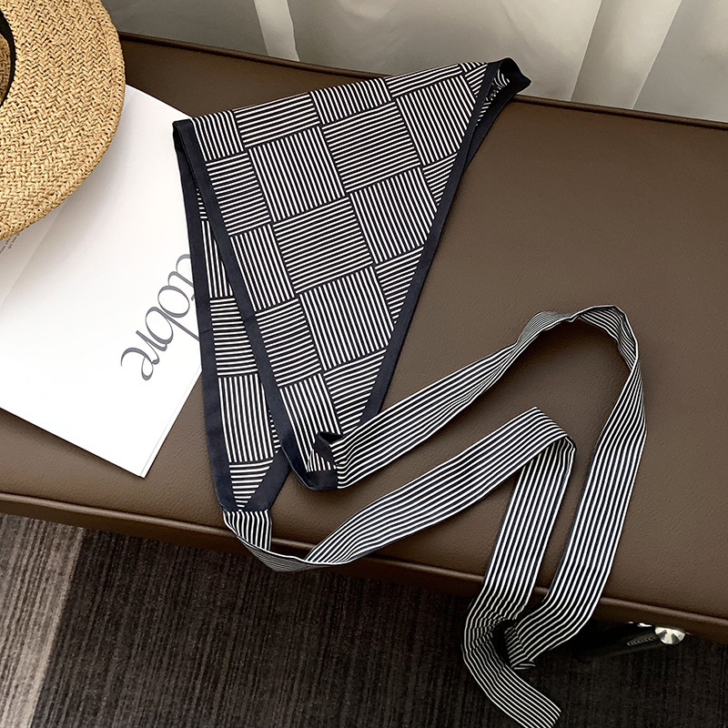 Toalla triangular con cintura, bufanda de seda con flor de anacardo retro, sensación de alta gama, cortina de pedo apilada multifuncional de verano, diadema de todo fósforo