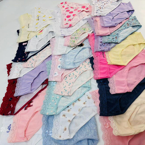 Polish Single Small Medium Large Girls Cotton Triangle Panties Student Comfortable Underwear Small Girl Underpants Children's Shorts 