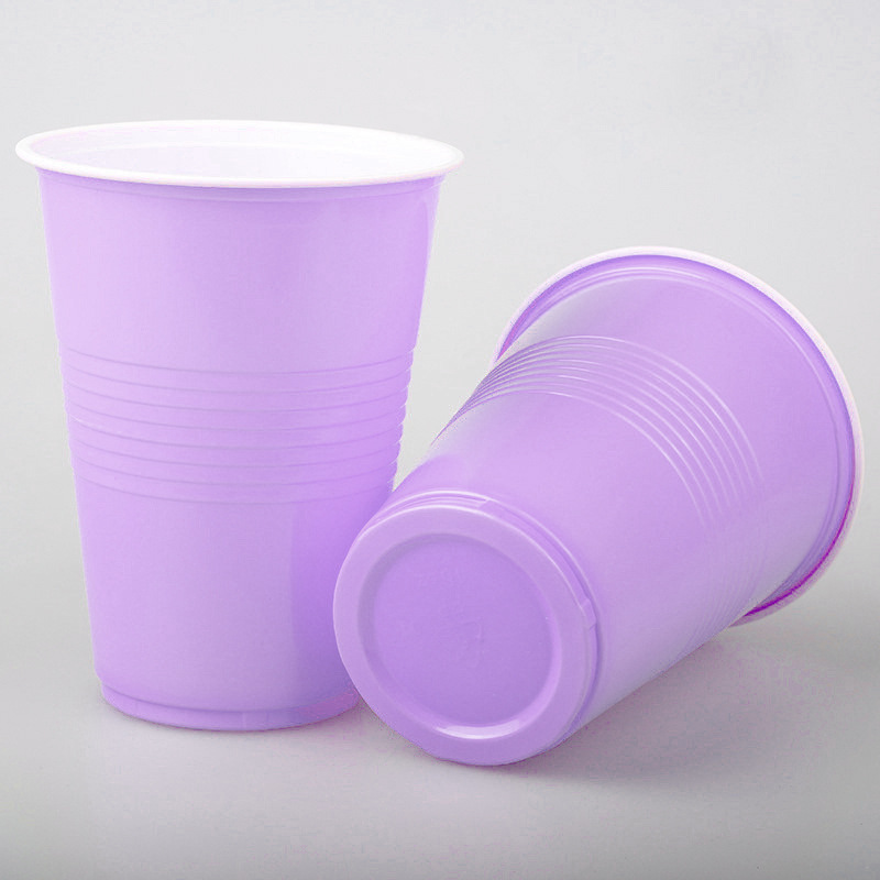 Taza de plástico desechable Taza de plástico de doble capa Juego rectangular Taza de dos colores 16oz Taza de cerveza Taza de tenis de mesa Taza de juego