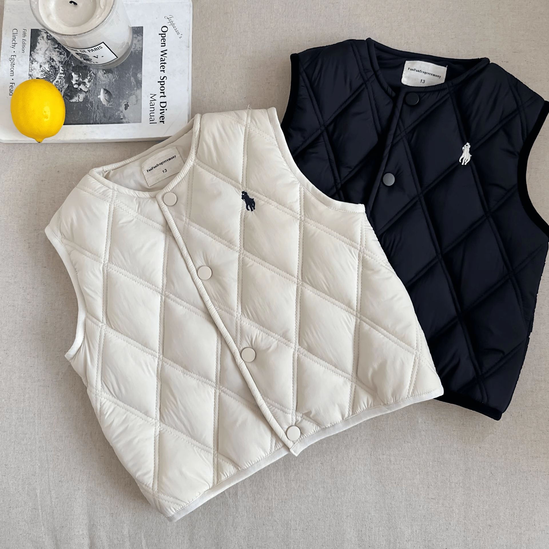 Kids Star Redondo chaleco de invierno de otoño de cordero para niños, niños y niñas, bebés agitando el chaleco de terciopelo caliente de marca de marea
