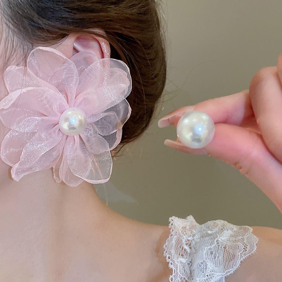 Pendientes de malla de pétalo de dopamina Pendientes de estilo de vacaciones junto al mar de estilo nuevo estilo caliente Pendientes de temperamento exagerado de todo fósforo al por mayor