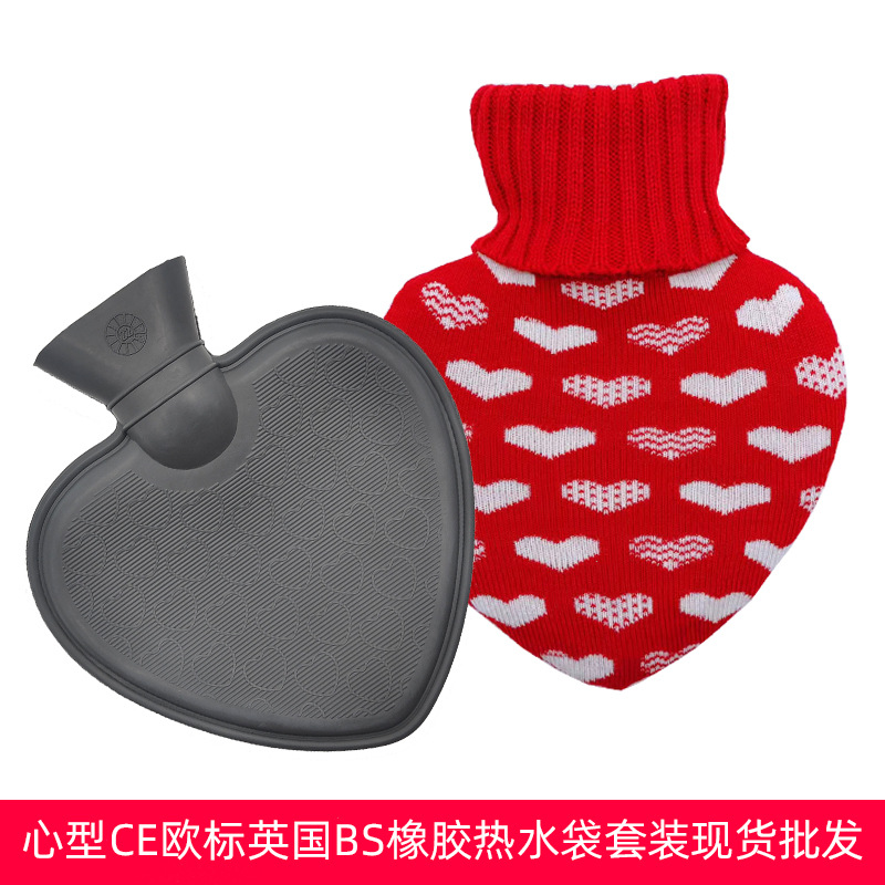 En stock lindo en forma de corazón mano más caliente bolsa de agua portátil creativo llenado de inyección de agua bolsa de agua caliente moda portátil bolso caliente al por mayor