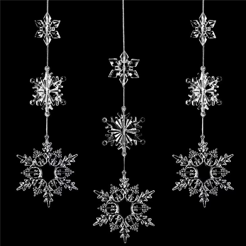 Christmas accessory, pendant for early age, three dimensional set, with snowflakes