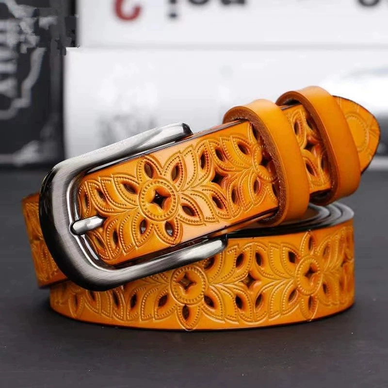 Belt, 2.8 cm width, 105/115 cm length (including buckle), embossed pattern, 100 g